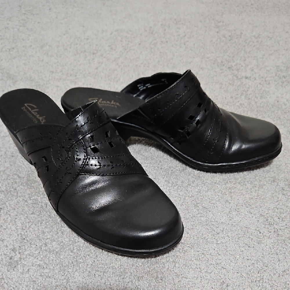 Clarks Mules